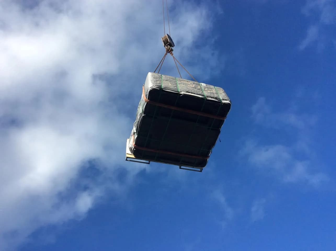 Installation d'un autre spa Bjørgan Full option dans le Finistère, autre vue du chantier