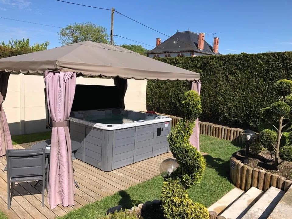 Installation d'un autre spa Vancouver dans les Ardennes, autre vue du chantier