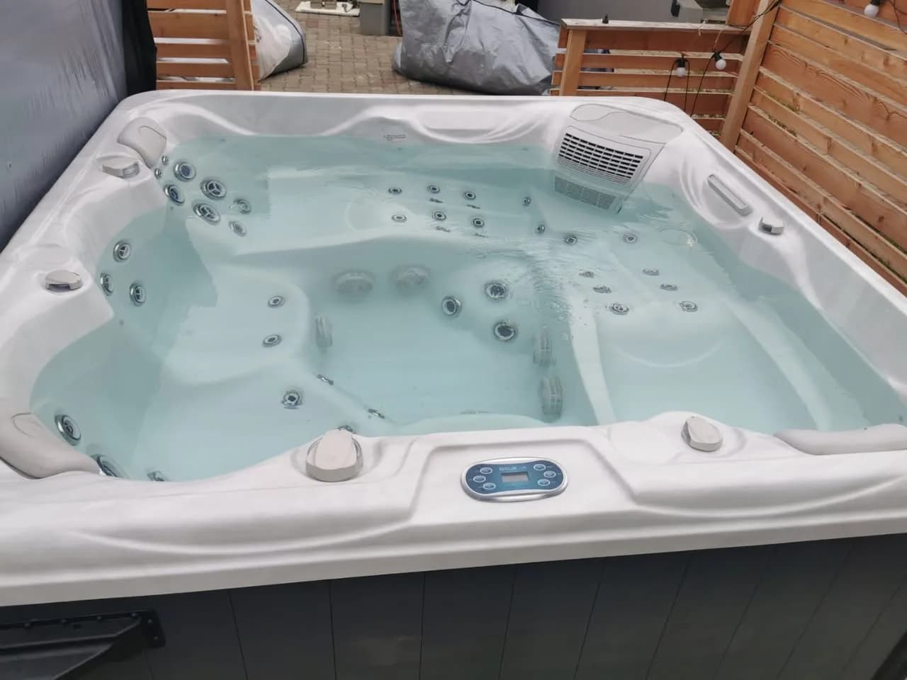 Installation d'un spa Athena à Boesenbiesen, autre vue du chantier