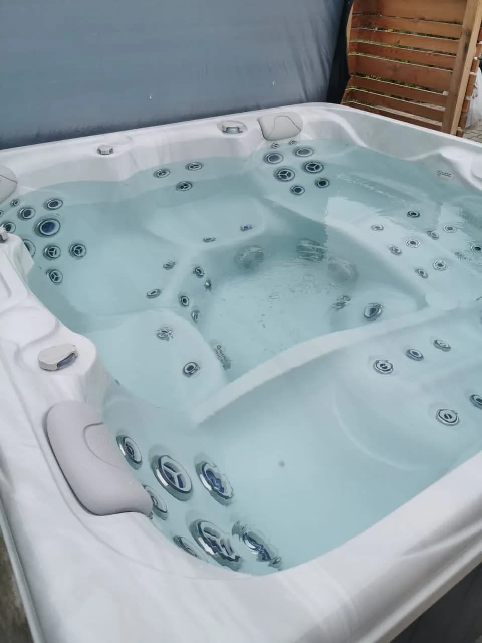 Installation d'un spa Athena à Boesenbiesen, autre vue du chantier