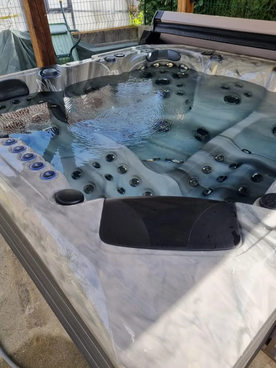 Installation d'un spa Barcelona à Dannemarie, autre vue du chantier