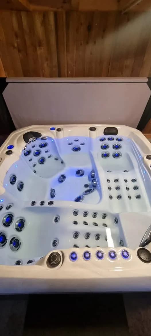 Installation d'un spa Barcelona Full option à Pulversheim, autre vue du chantier