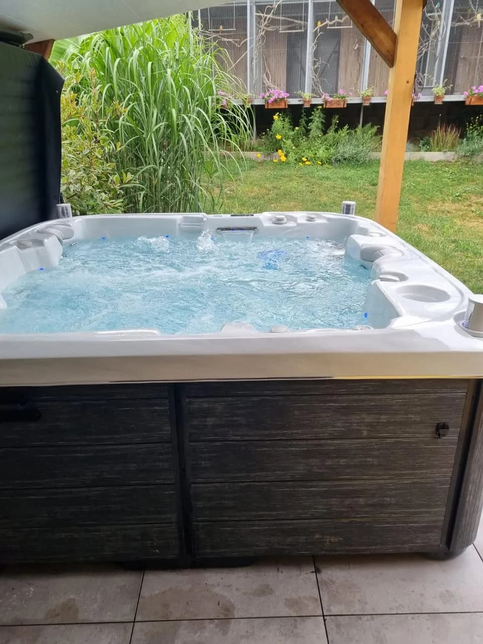 Installation d'un spa Bjørgan à Hirsingue, autre vue du chantier