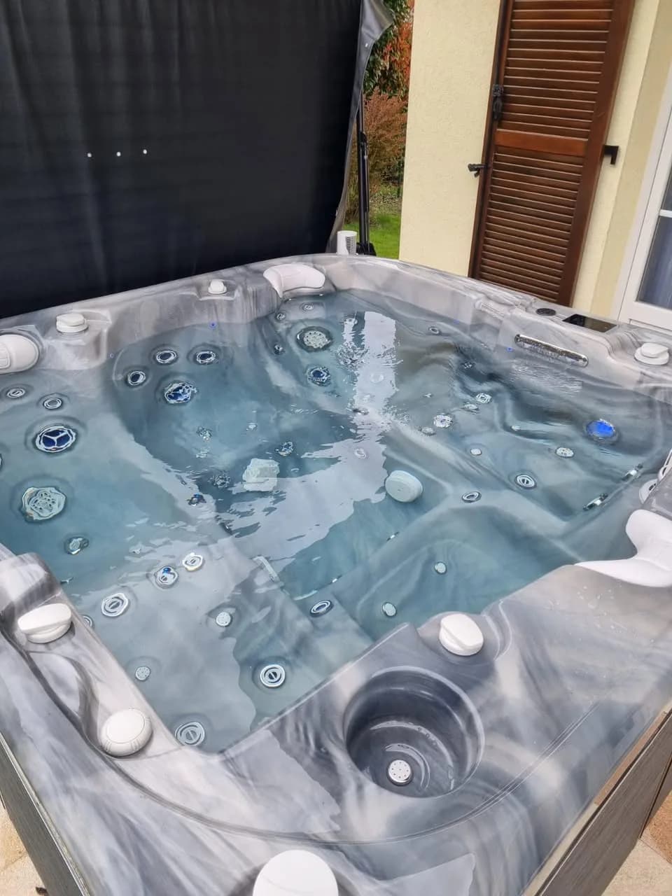 Installation d'un spa Bjørgan à Hochstatt, autre vue du chantier