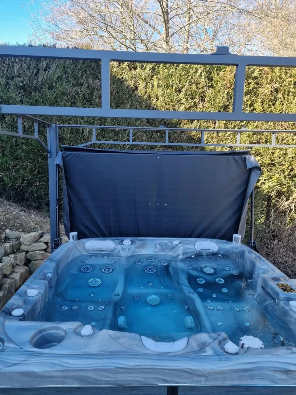 Installation d'un spa Bjørgan à Soppe-le-Bas, autre vue du chantier