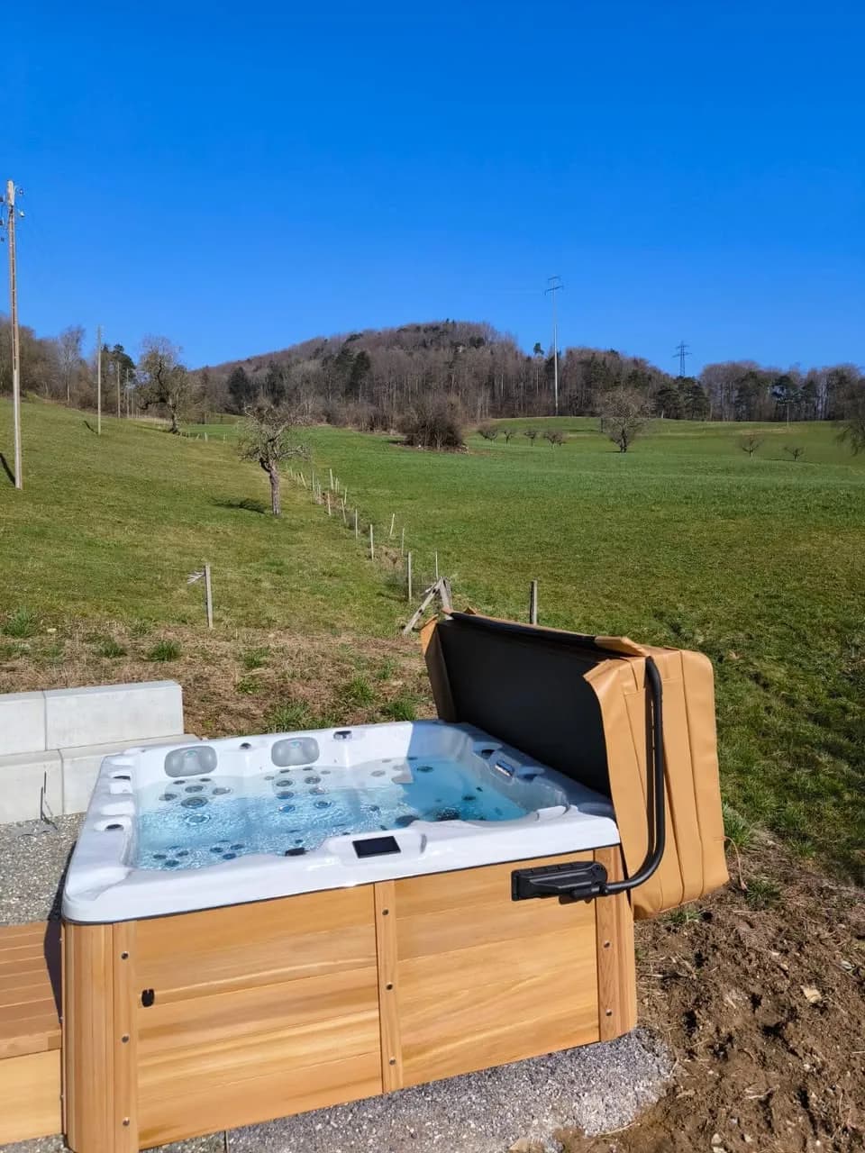 Installation d'un spa Burlington à Drinbach, autre vue du chantier