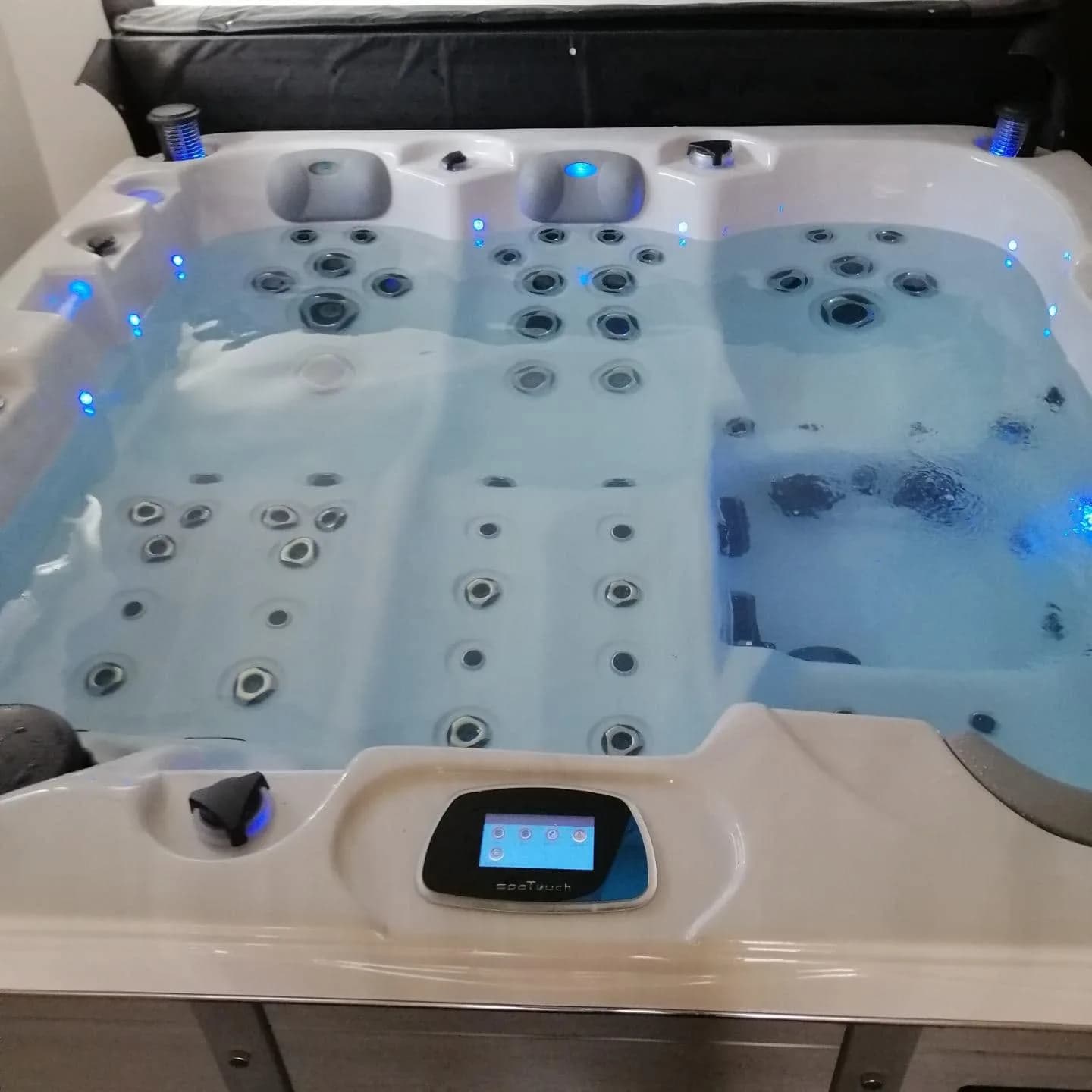 Installation d'un spa Burlington Full option à Krautergersheim, autre vue du chantier