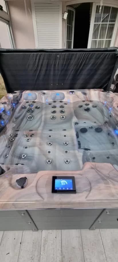 Installation d'un spa Burlington Full option à Ranspach, autre vue du chantier