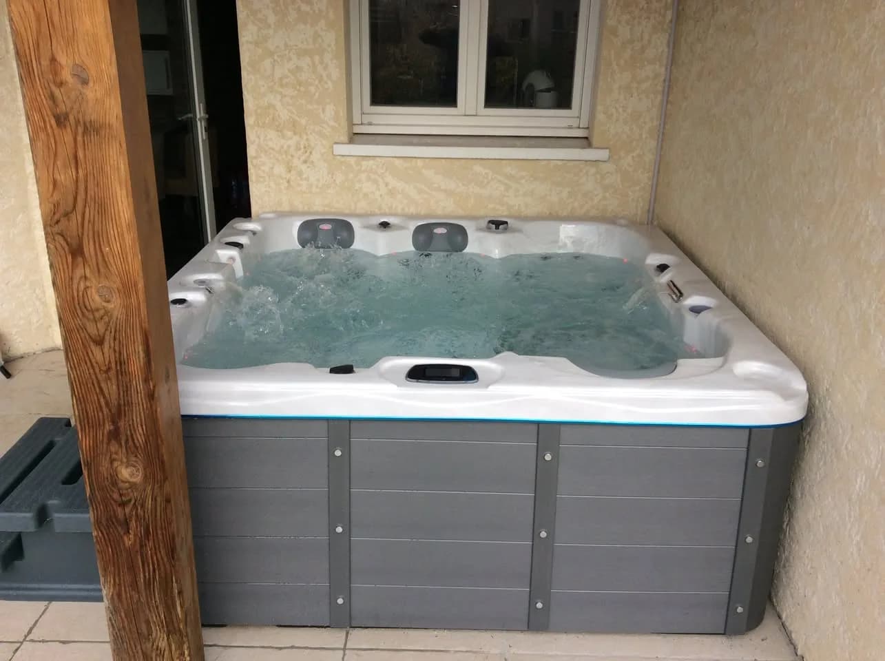 Installation d'un spa Burlington à Gap, autre vue du chantier