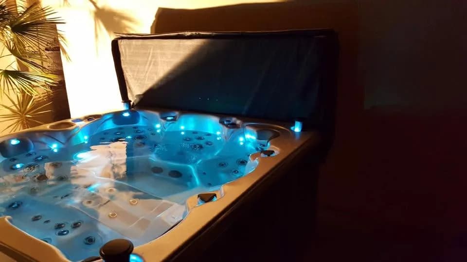 Installation d'un spa Cambridge Duel en Moselle, autre vue du chantier