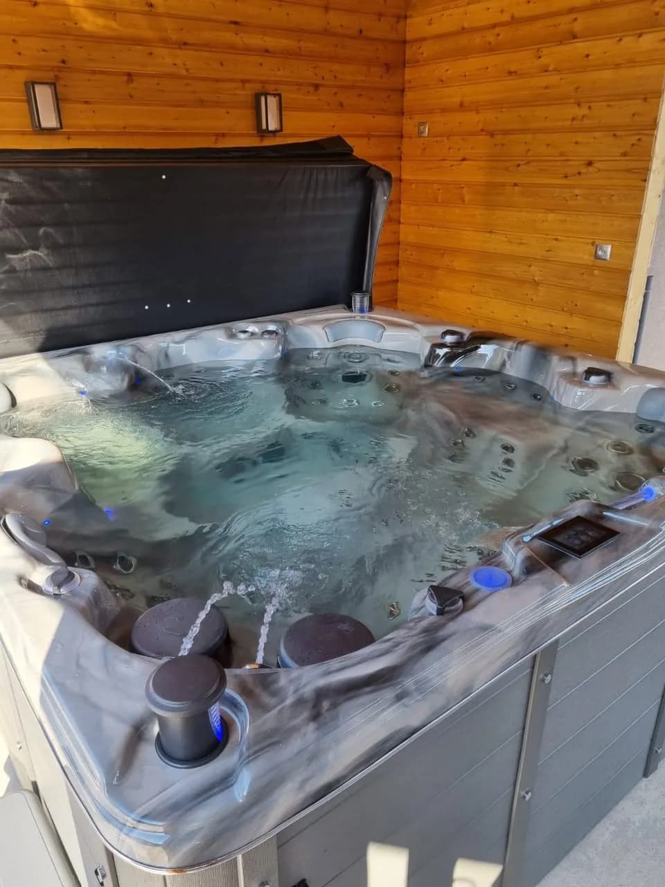 Installation d'un spa Cambridge Duel à Ensisheim, autre vue du chantier