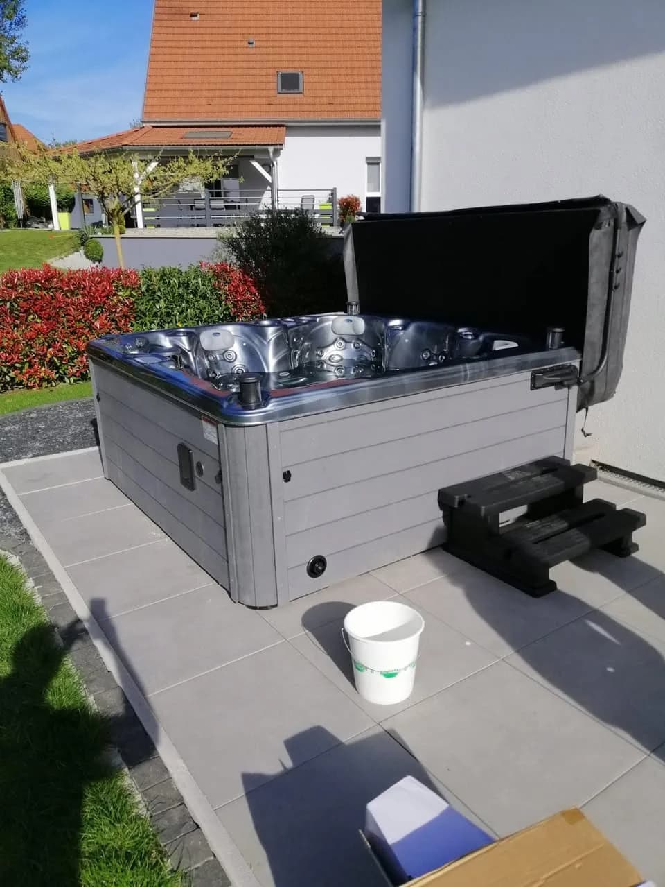 Installation d'un spa Cambridge Duel Full option dans le Bas-Rhin, autre vue du chantier