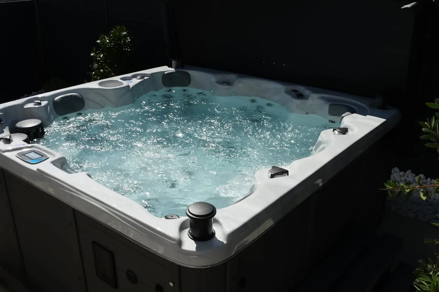 Installation d'un spa Cambridge Duel Full option à Michelbach-le-Bas, autre vue du chantier