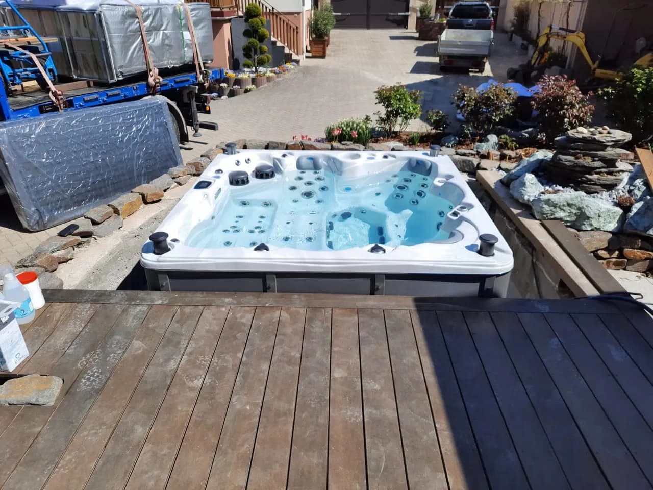 Installation d'un spa Cambridge Duel Full option à Niedernai, autre vue du chantier