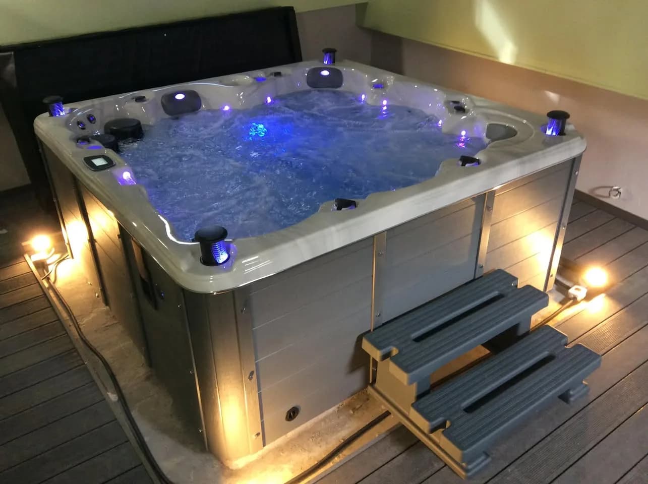 Installation d'un spa Cambridge Duel Full option à Seraincourt, autre vue du chantier