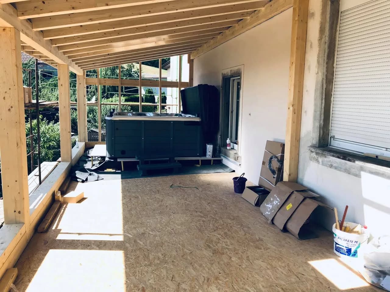 Installation d'un spa Cambridge Duel Full option, autre vue du chantier