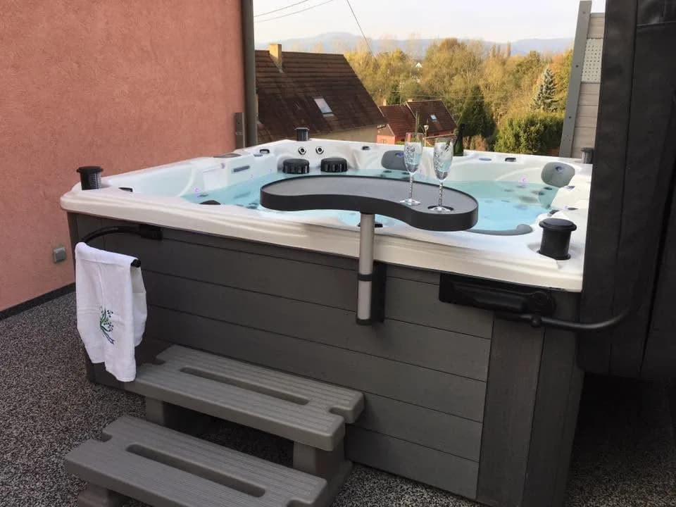 Installation d'un spa Cambridge Duel à Gundershoffen, autre vue du chantier