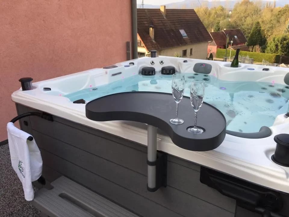 Installation d'un spa Cambridge Duel à Gundershoffen, autre vue du chantier