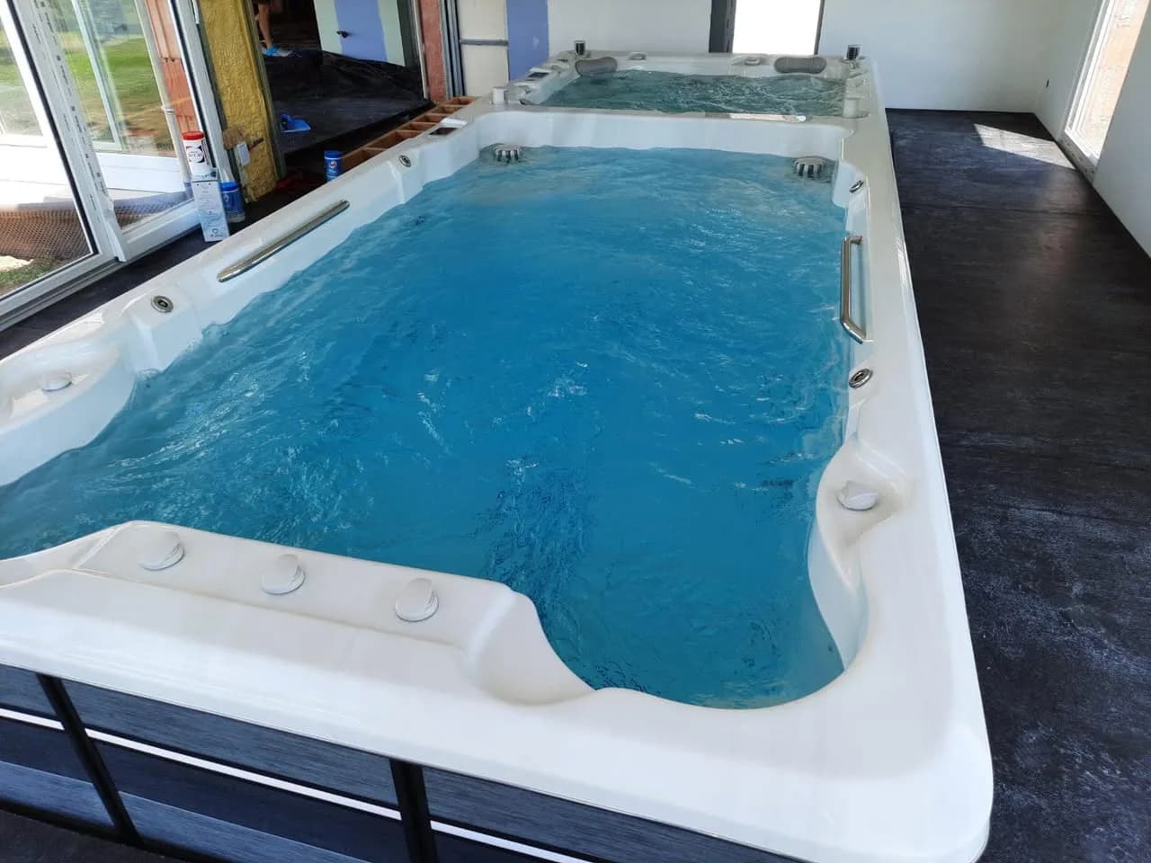 Installation d'un spa de nage Øslø 600 à Sundhoffen, autre vue du chantier