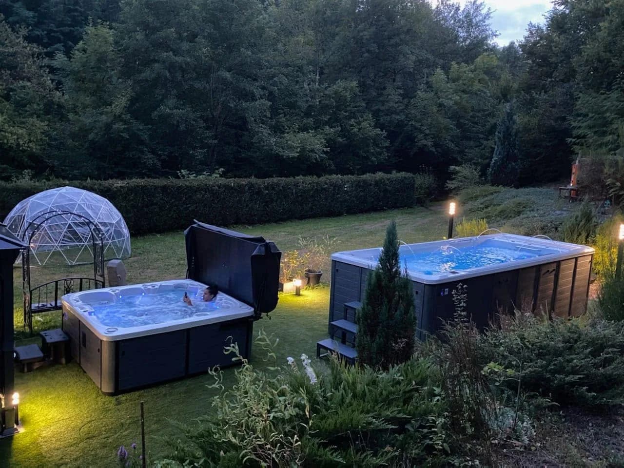 Installation d'un spa de nage Sløvika 600, autre vue du chantier
