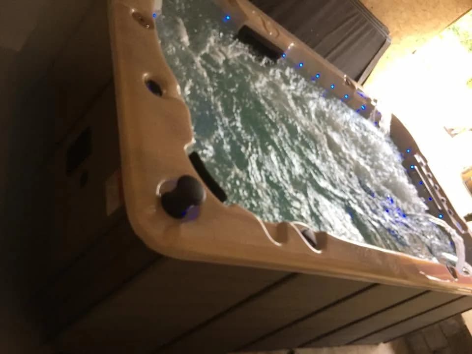 Installation d'un spa de nage Waterloo 390 à Kruth, autre vue du chantier