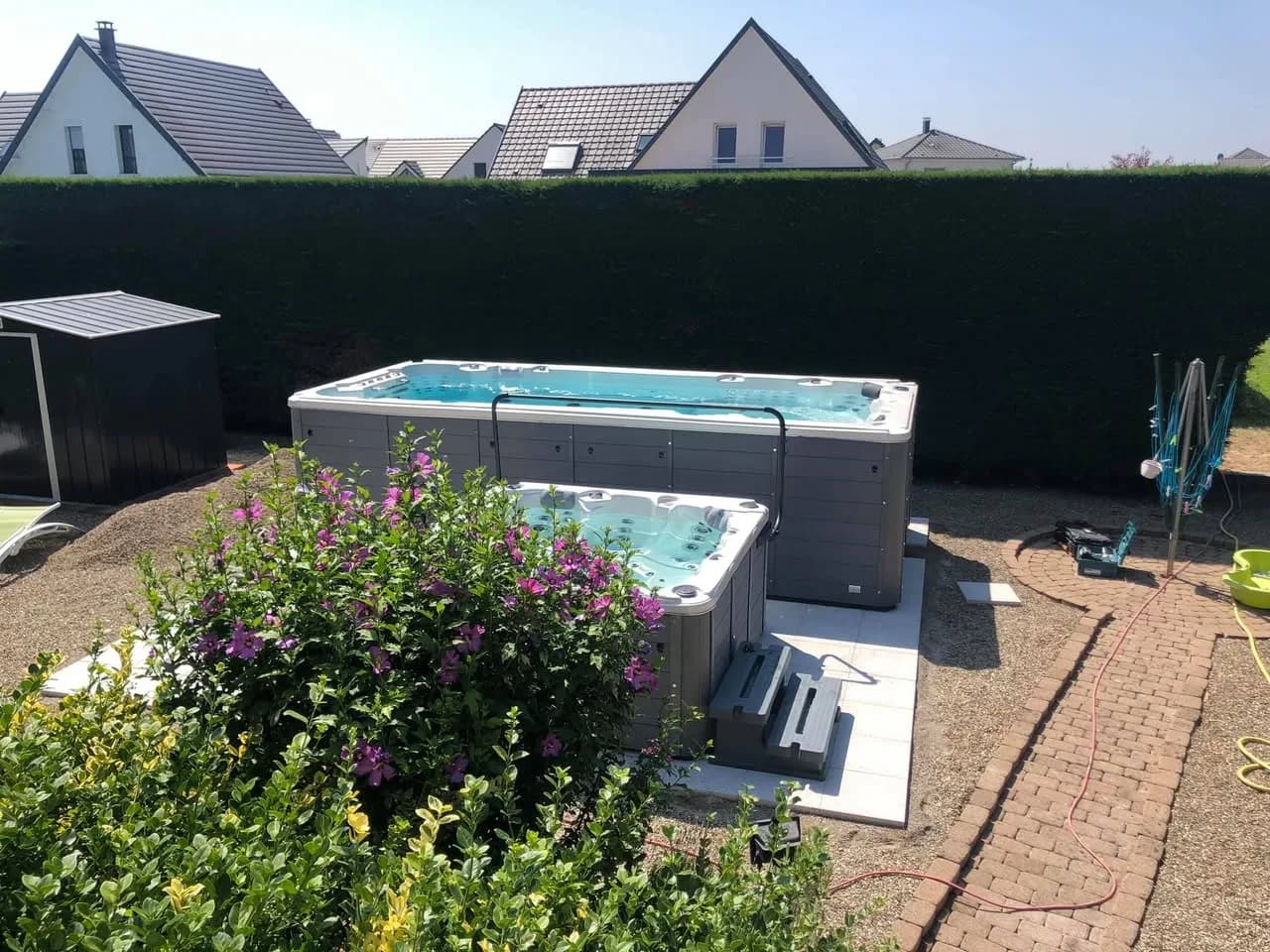 Installation d'un spa de nage Waterloo 501 à Battenheim, autre vue du chantier