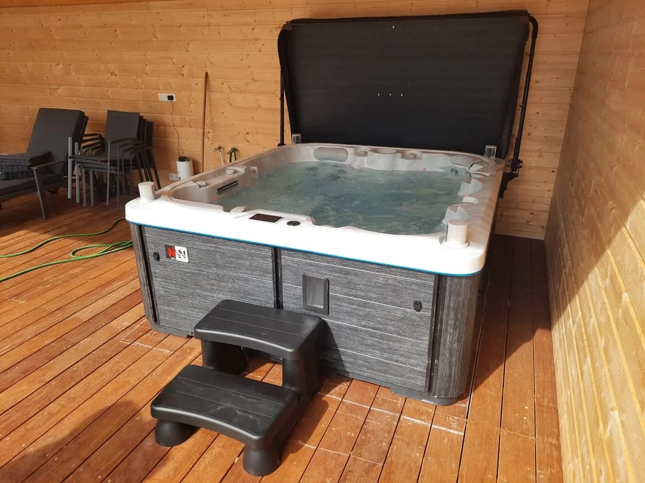 Installation d'un spa Drøbak Full option à Zaessingue, autre vue du chantier