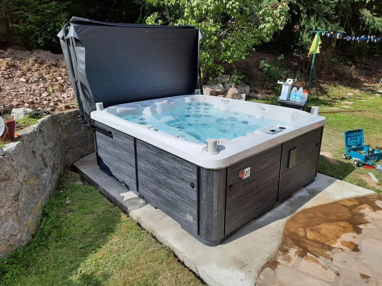 Installation d'un spa Drøbak à Labaroche, autre vue du chantier
