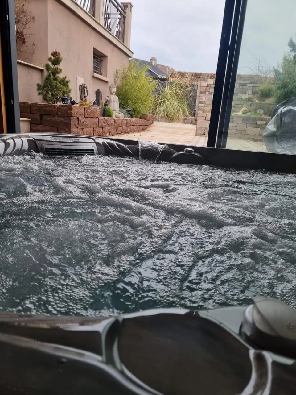 Installation d'un spa Ecoline 670 à Wittelsheim, autre vue du chantier