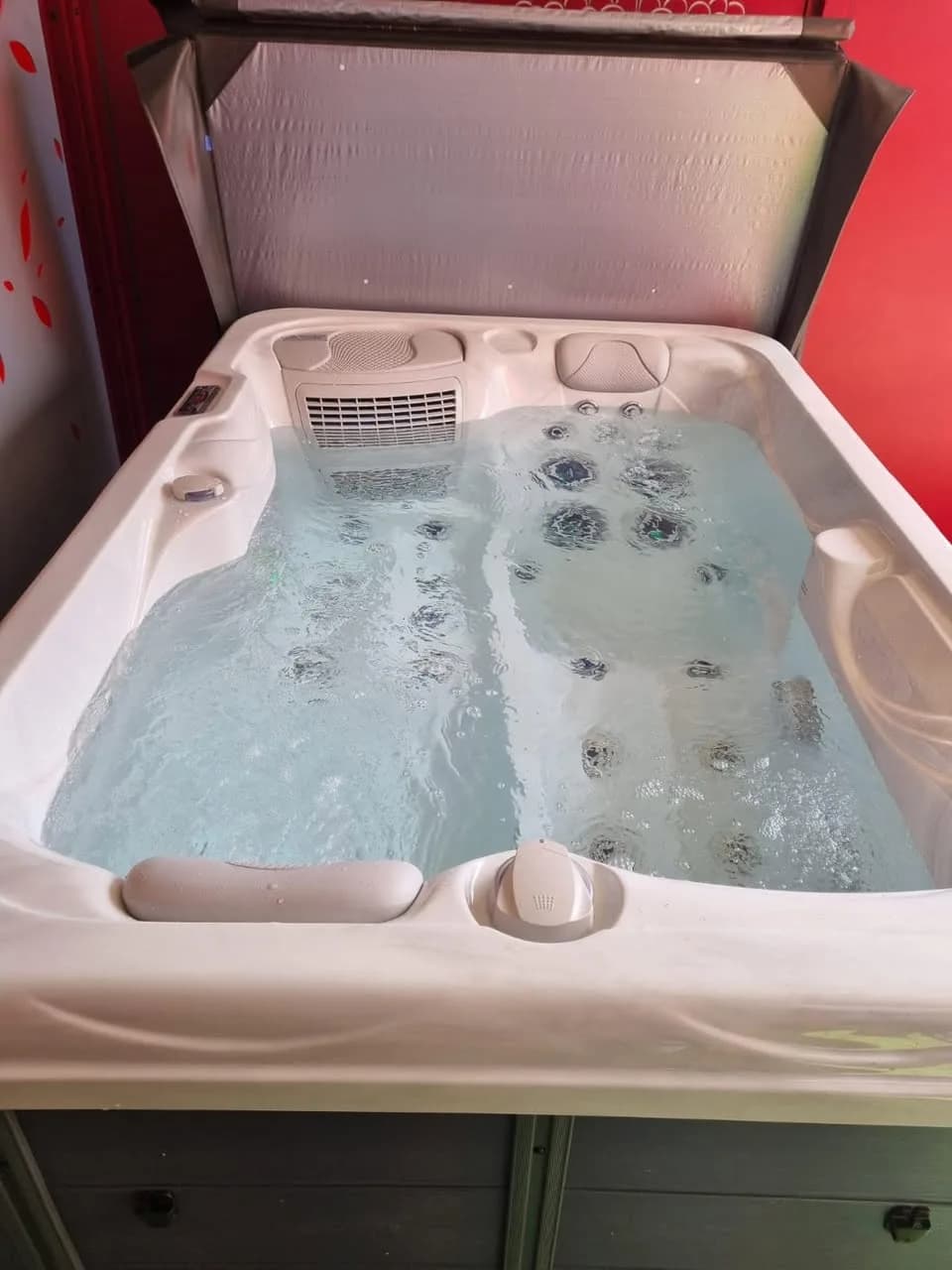Installation d'un spa Ecoline 690 à Richwiller, autre vue du chantier