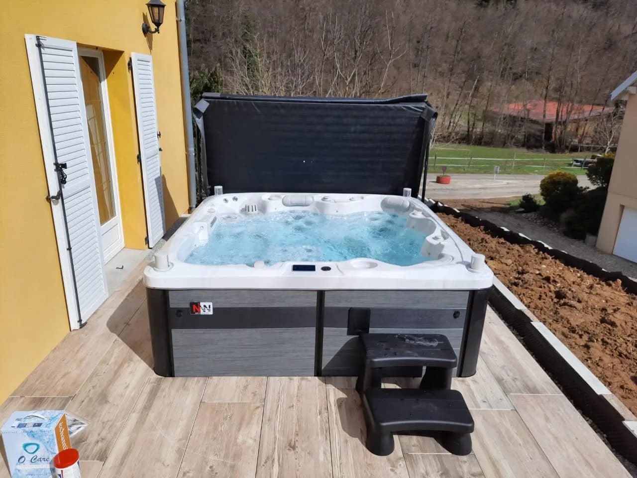 Installation d'un spa Hølen Full option à Jungholtz, autre vue du chantier