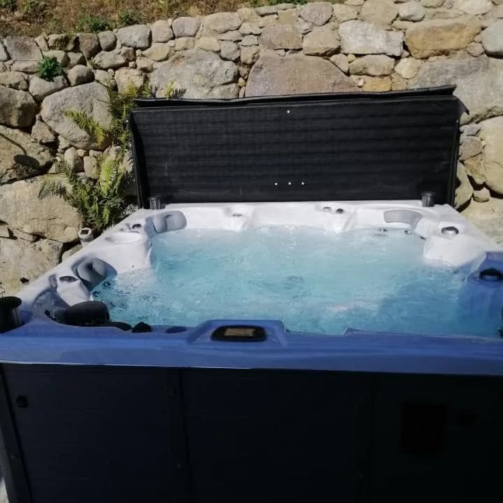 Installation d'un spa Kendrick Duel Full option à Fellering, autre vue du chantier