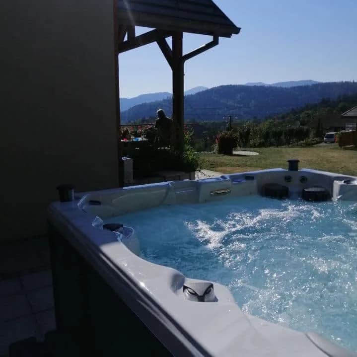 Installation d'un spa Kendrick Duel Full option à Fellering, autre vue du chantier
