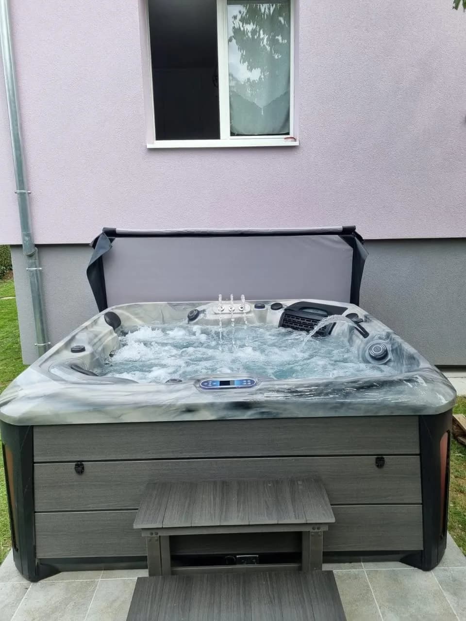 Installation d'un spa Kenya à Ensisheim, autre vue du chantier