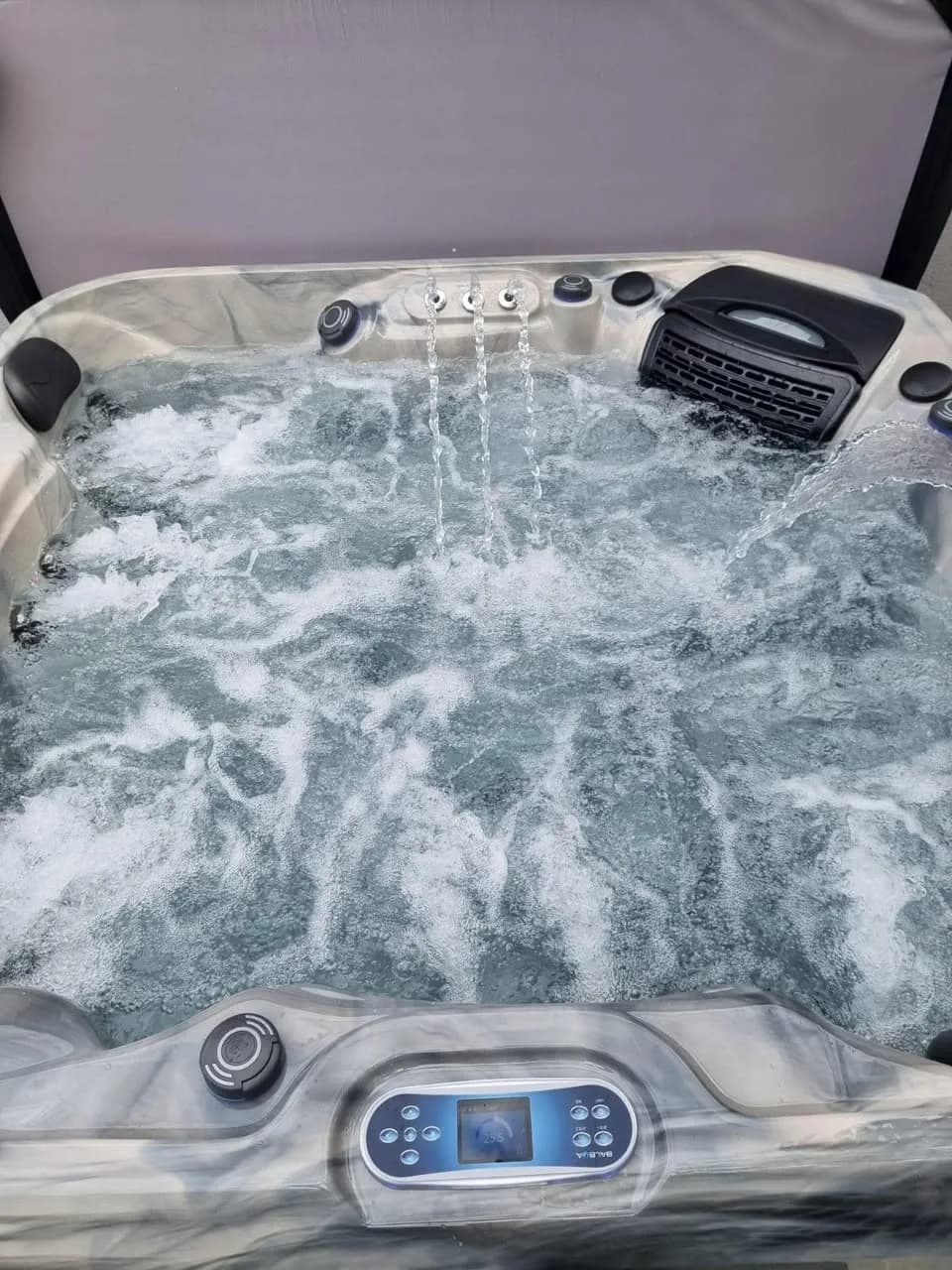 Installation d'un spa Kenya à Ensisheim, autre vue du chantier