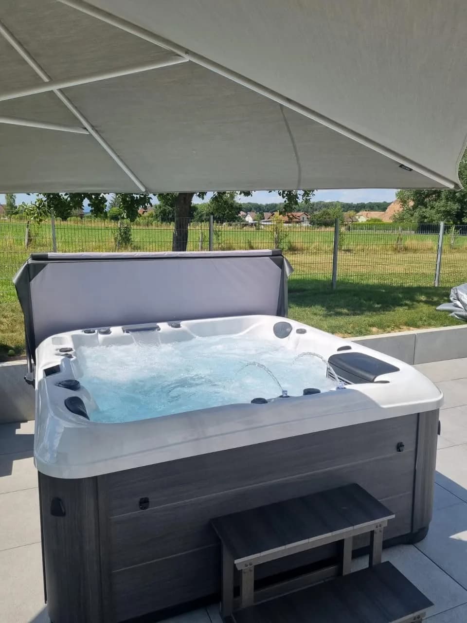 Installation d'un spa Marina Full option à Retzwiller, autre vue du chantier