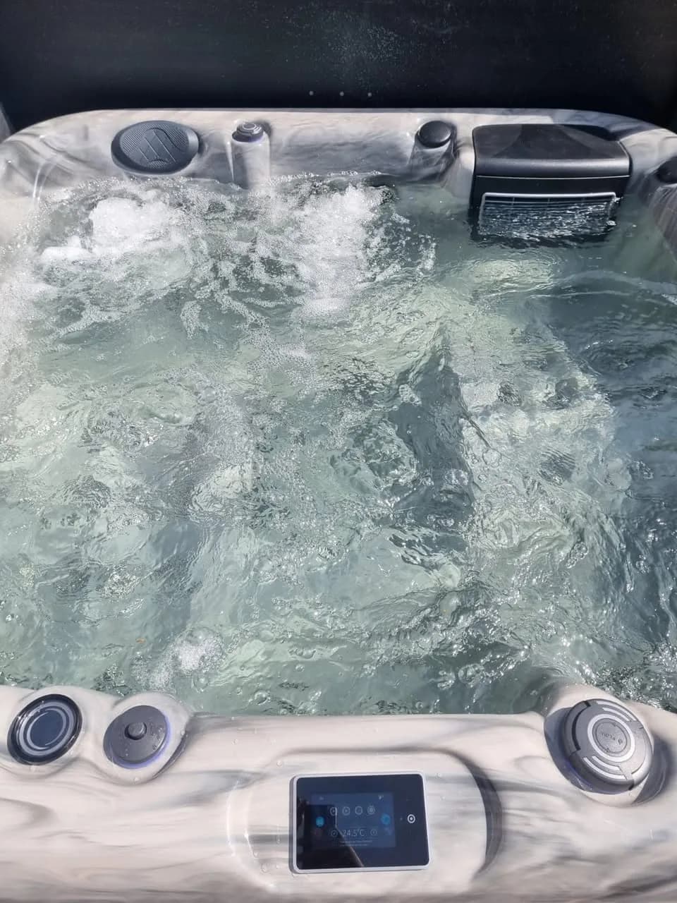 Installation d'un spa Marine à Bourbach-le-Bas, autre vue du chantier