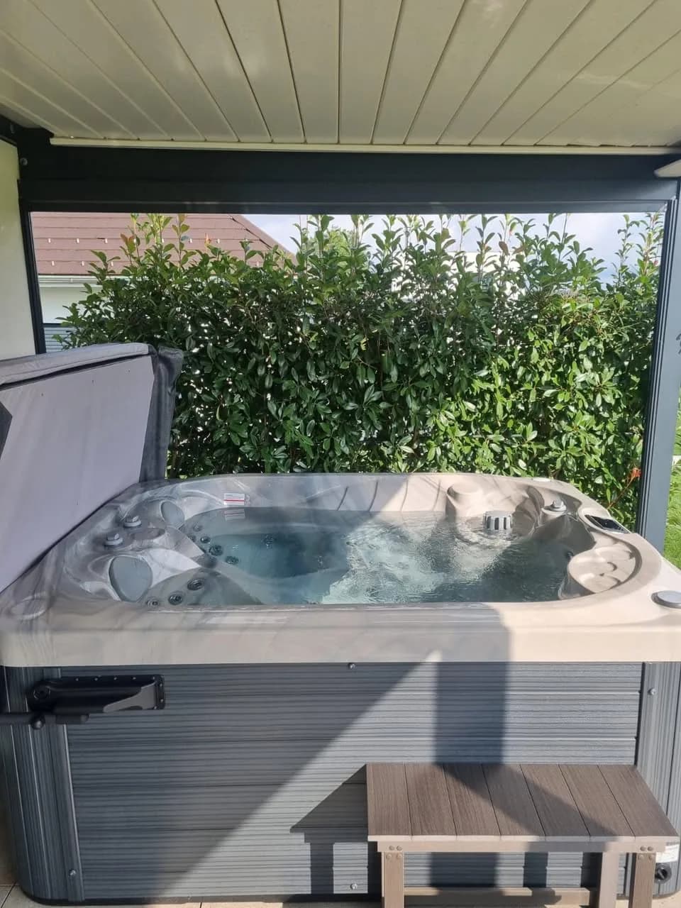 Installation d'un spa Mercury à Landser, autre vue du chantier