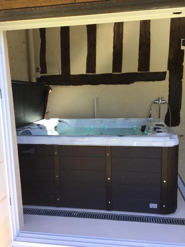 Installation d'un spa Montana à Argenvilliers, autre vue du chantier