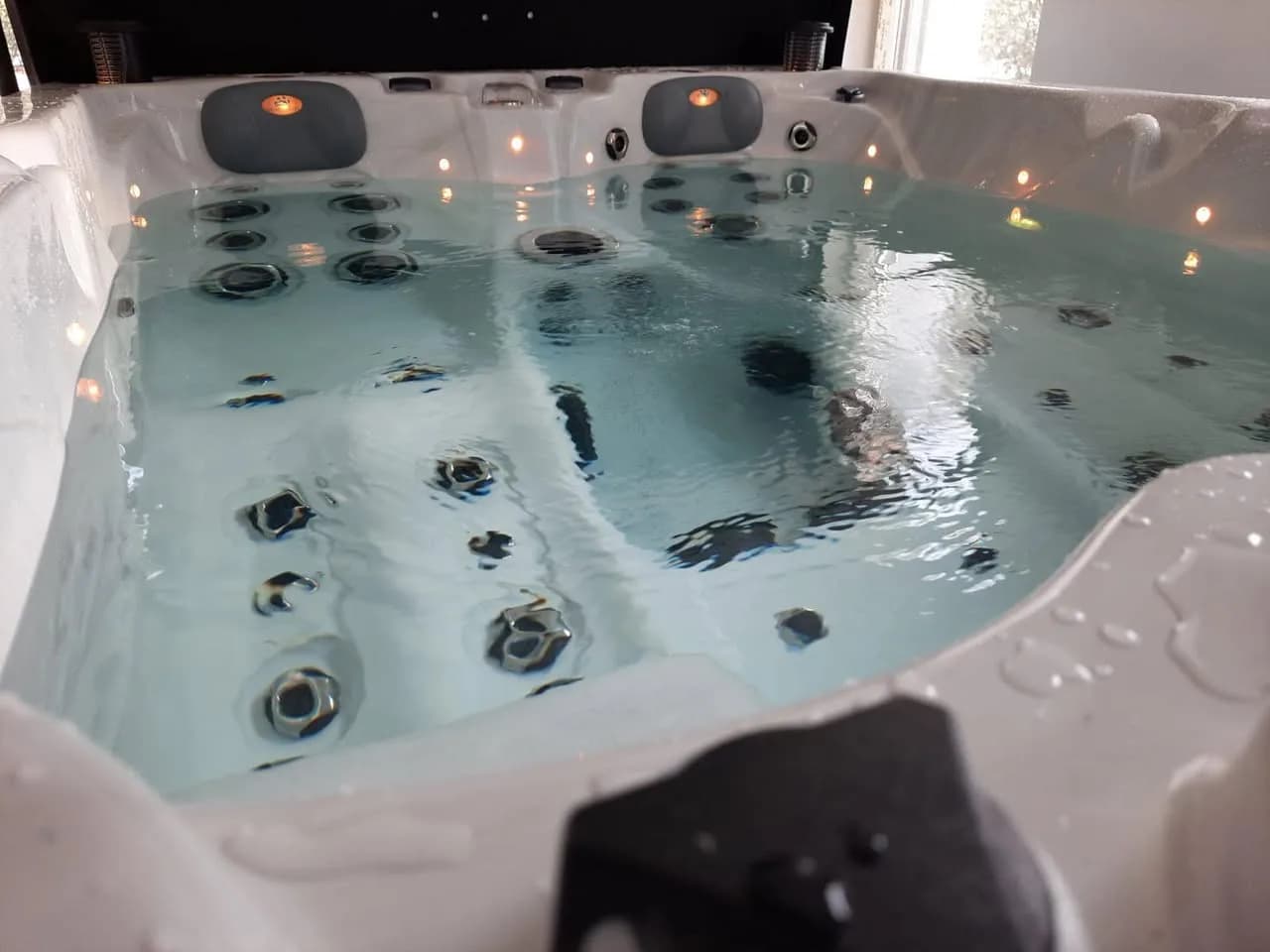 Installation d'un spa Montana au Luxembourg, autre vue du chantier