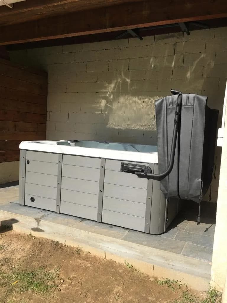 Installation d'un spa Montana à Bazoches-sur-Vesles, autre vue du chantier
