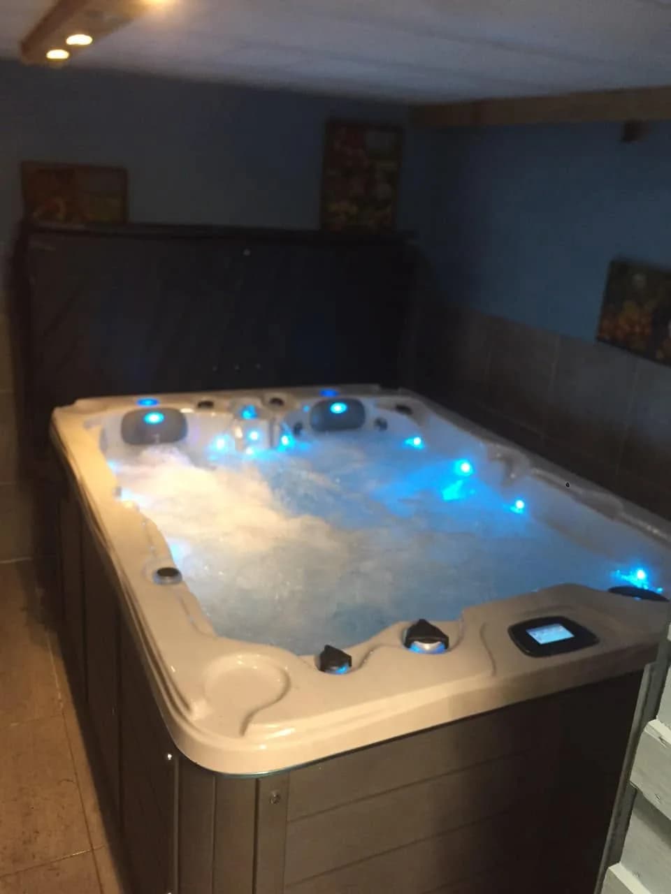 Installation d'un spa Montana à Berg-sur-Moselle, autre vue du chantier