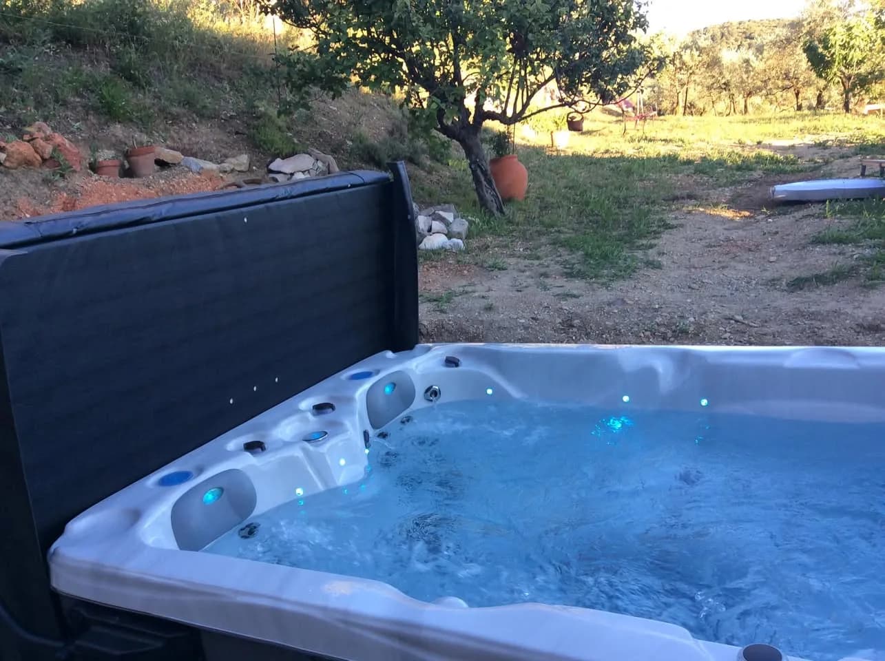 Installation d'un spa Montana à Brignoles, autre vue du chantier