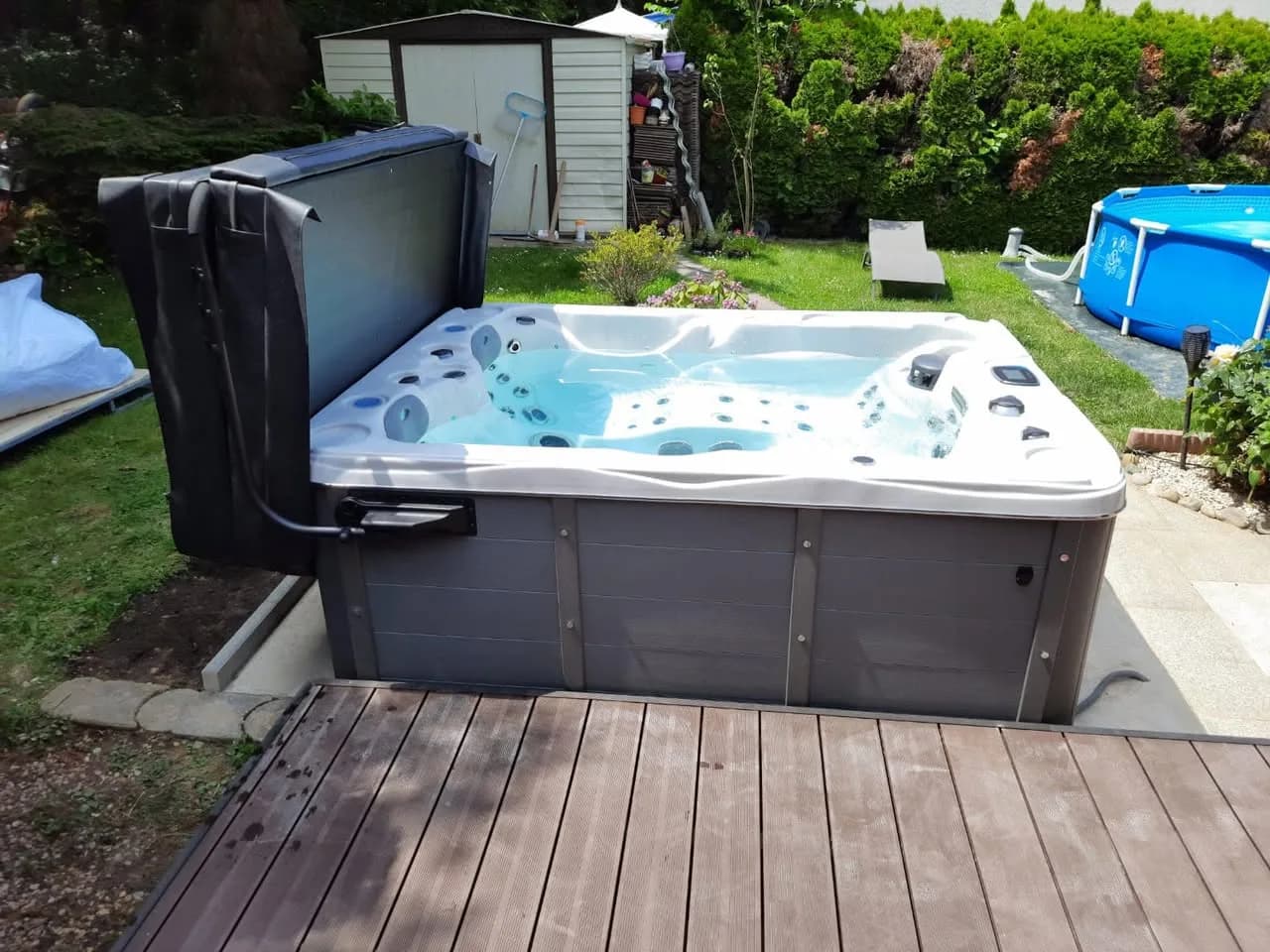 Installation d'un spa Montana à Bruebach, autre vue du chantier