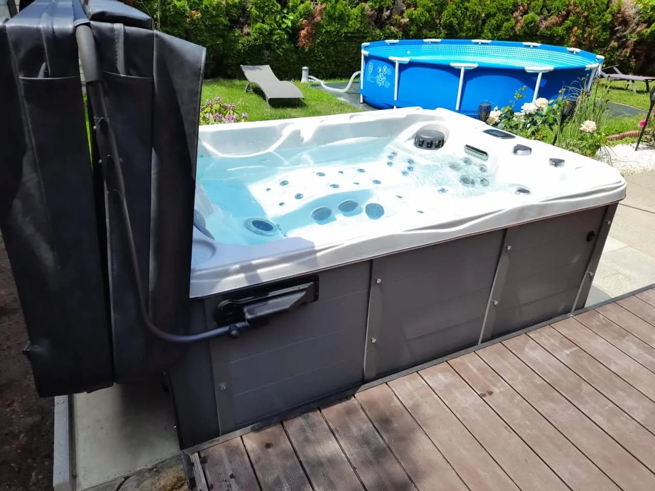 Installation d'un spa Montana à Bruebach, autre vue du chantier