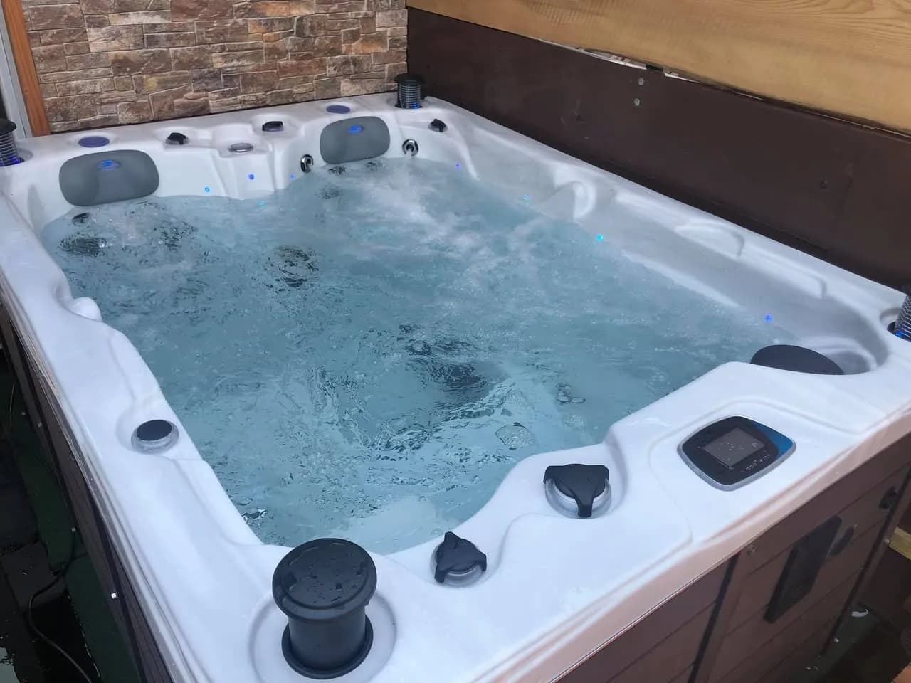 Installation d'un spa Montana à Brumath, autre vue du chantier