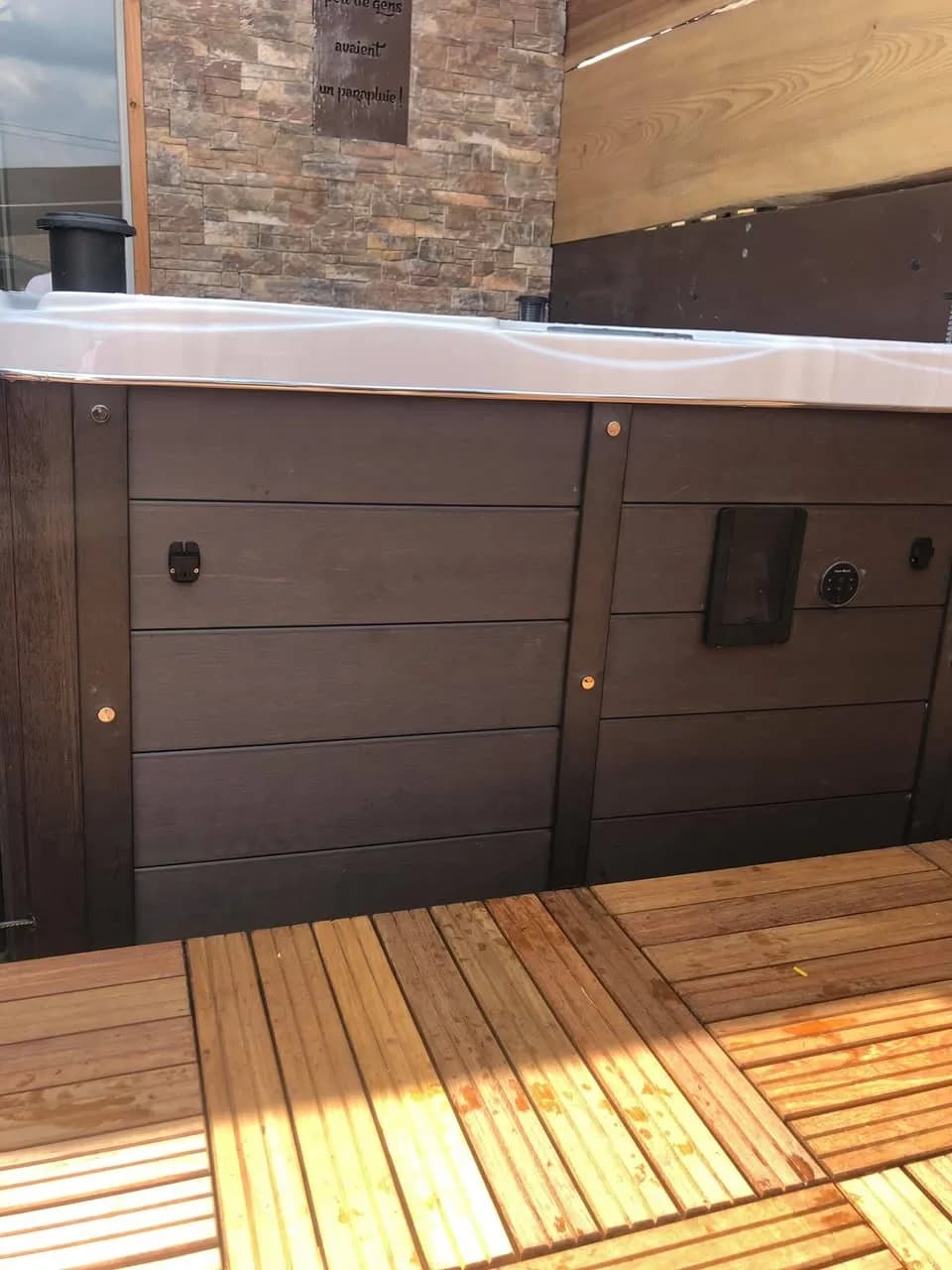 Installation d'un spa Montana à Brumath, autre vue du chantier