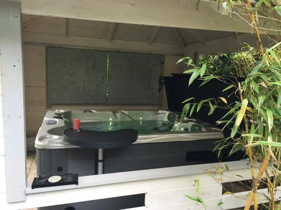 Installation d'un spa Montana à Cernay, autre vue du chantier