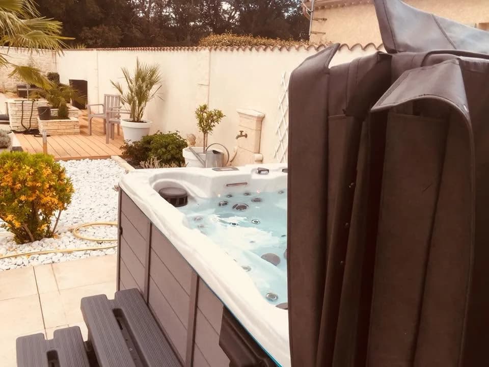 Installation d'un spa Montana dans la Drôme, autre vue du chantier