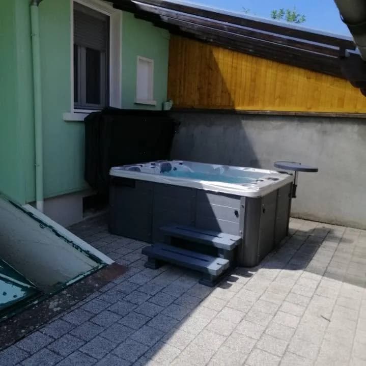 Installation d'un spa Montana dans le Haut-Rhin, autre vue du chantier